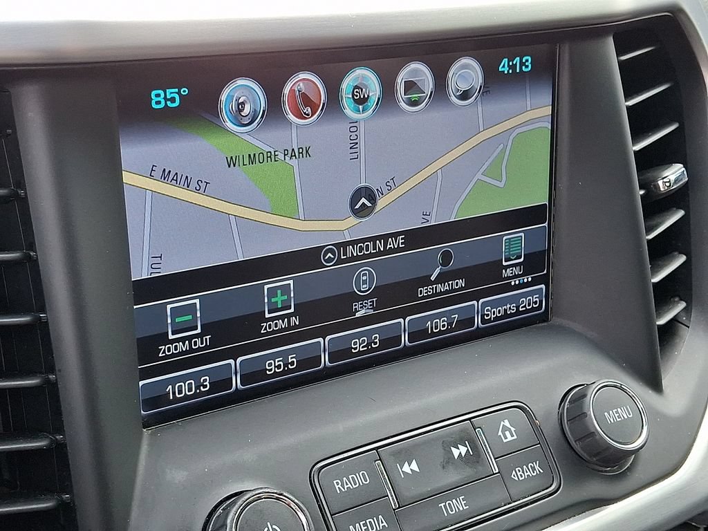 Used 2017 GMC Acadia SLT AWD/4WD image 18