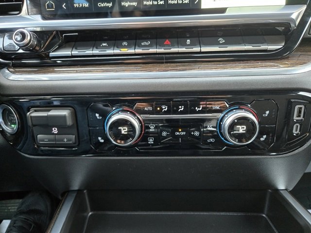 Used 2025 GMC Sierra 1500 Elevation image 30