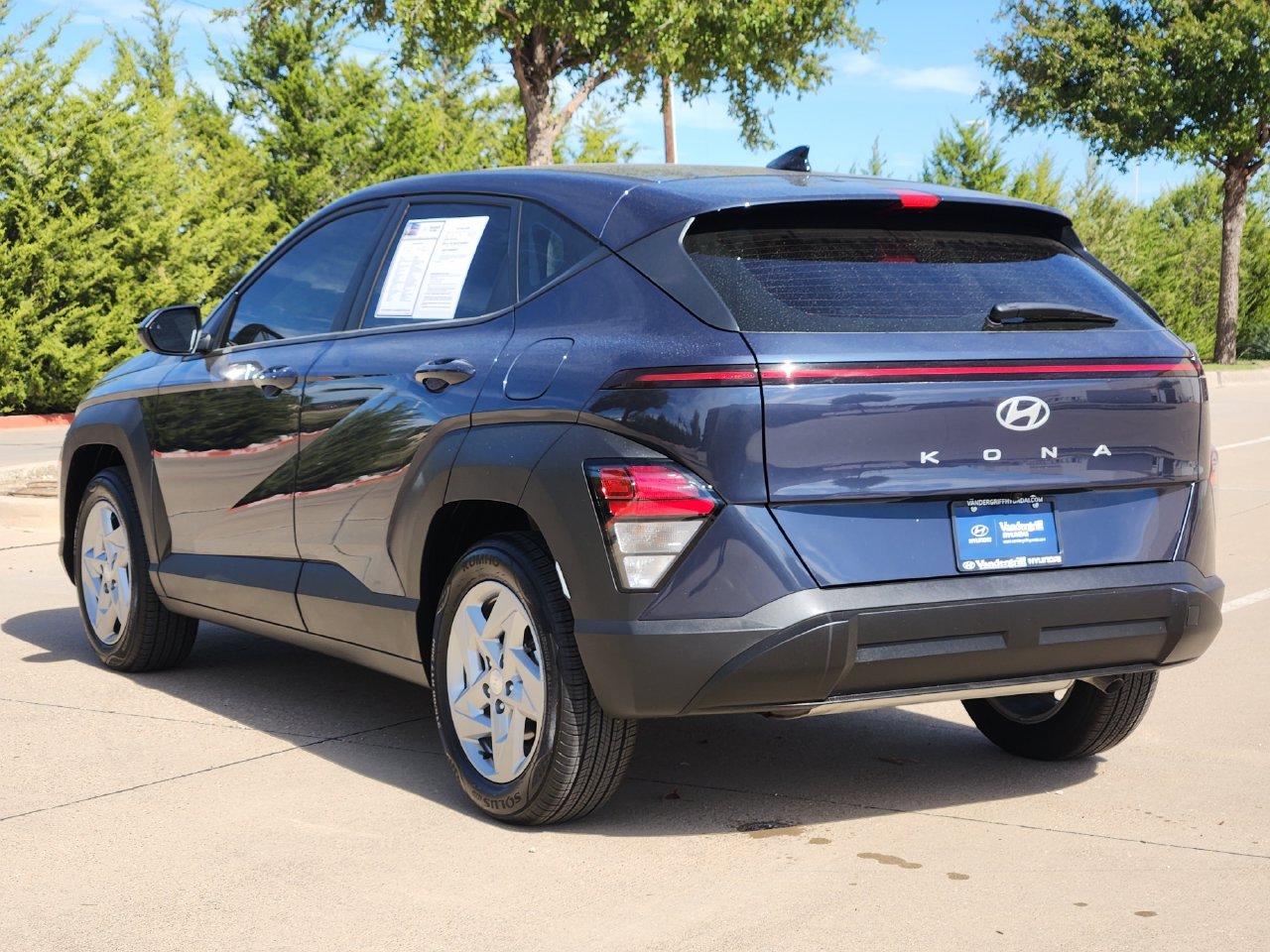 Used 2026 Hyundai Kona SE FWD image 3