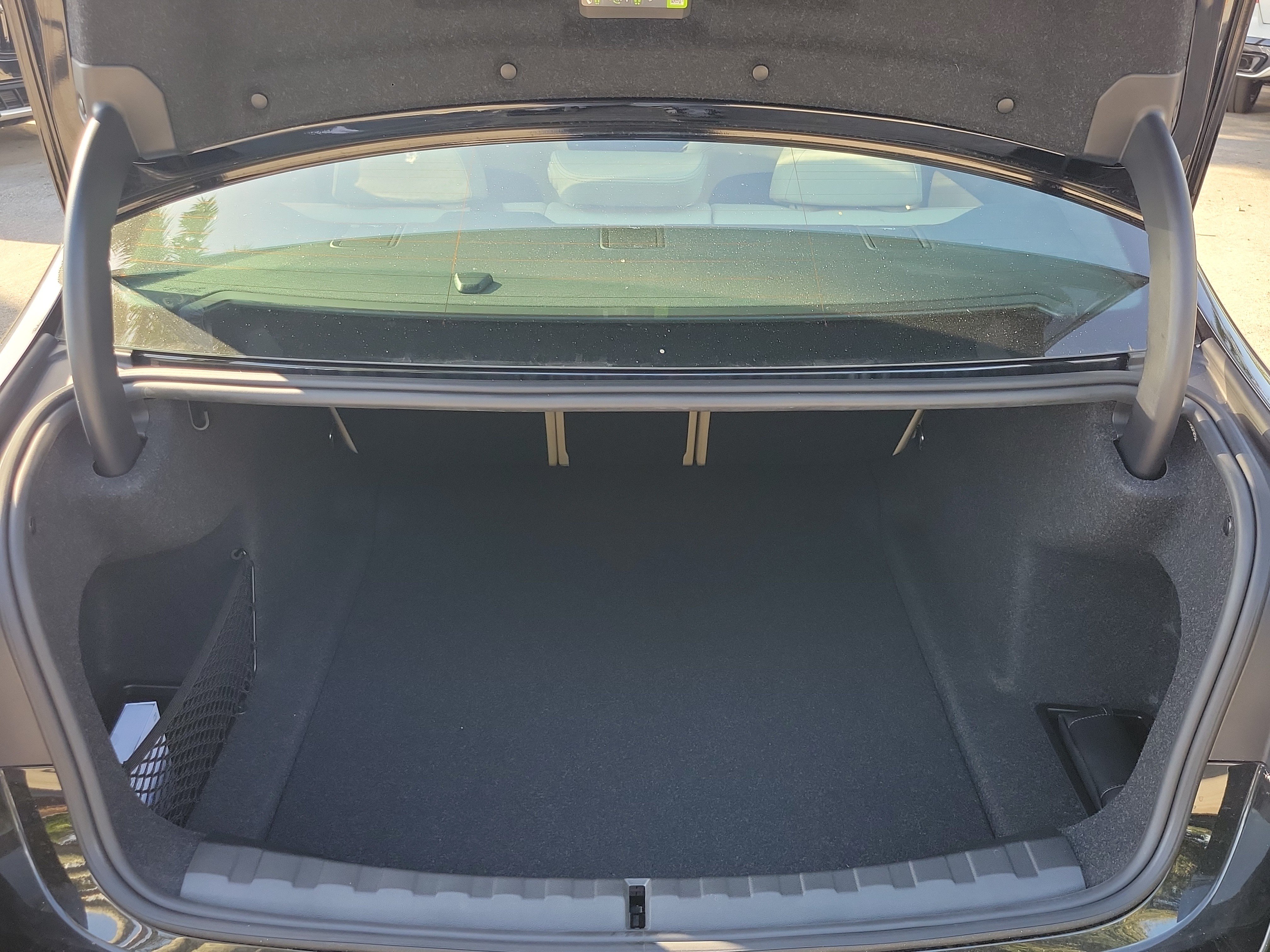 New 2026 BMW 330i Sedan w/ Convenience Package RWD image 7