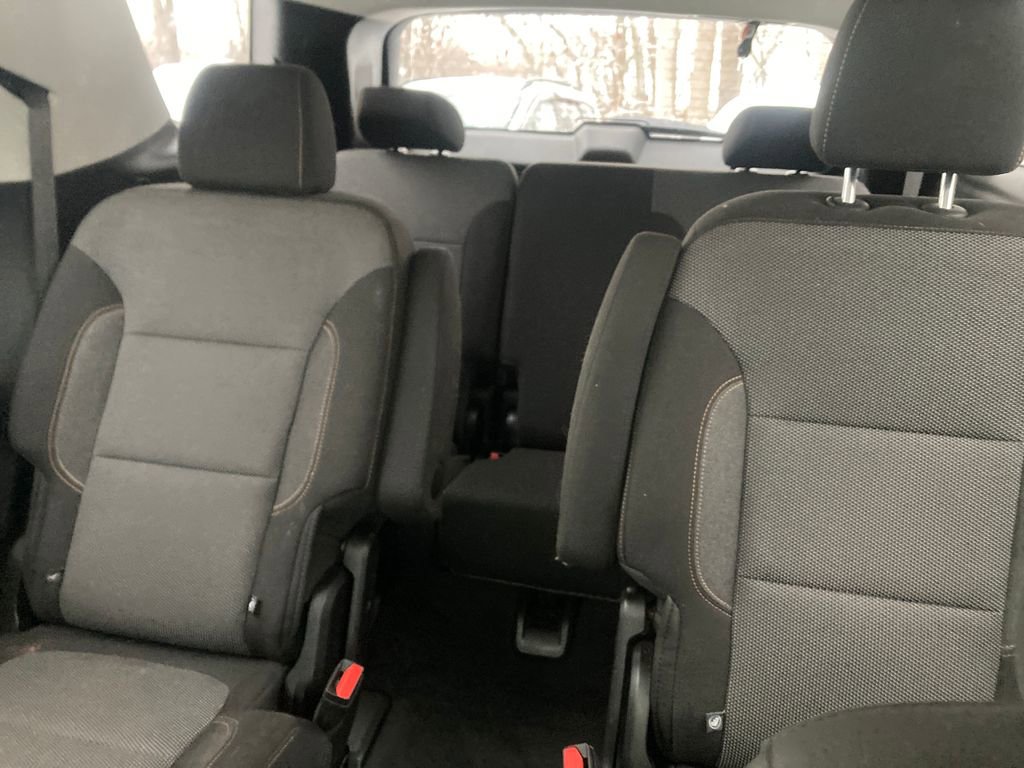 Used 2019 Chevrolet Traverse LT image 32