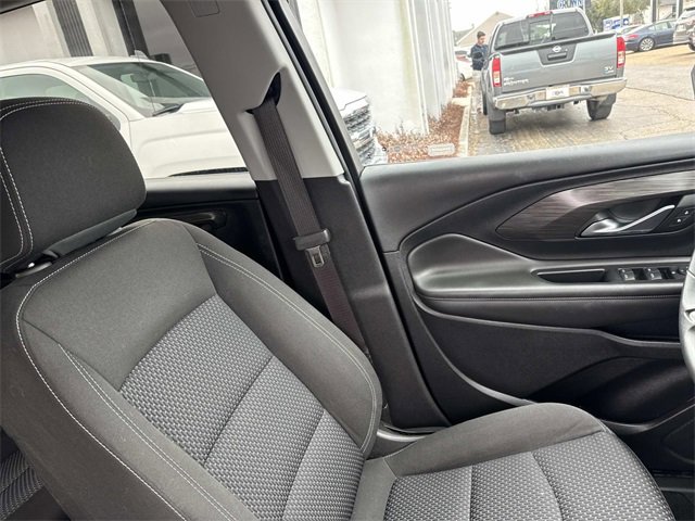 Used 2022 GMC Terrain SLE image 13