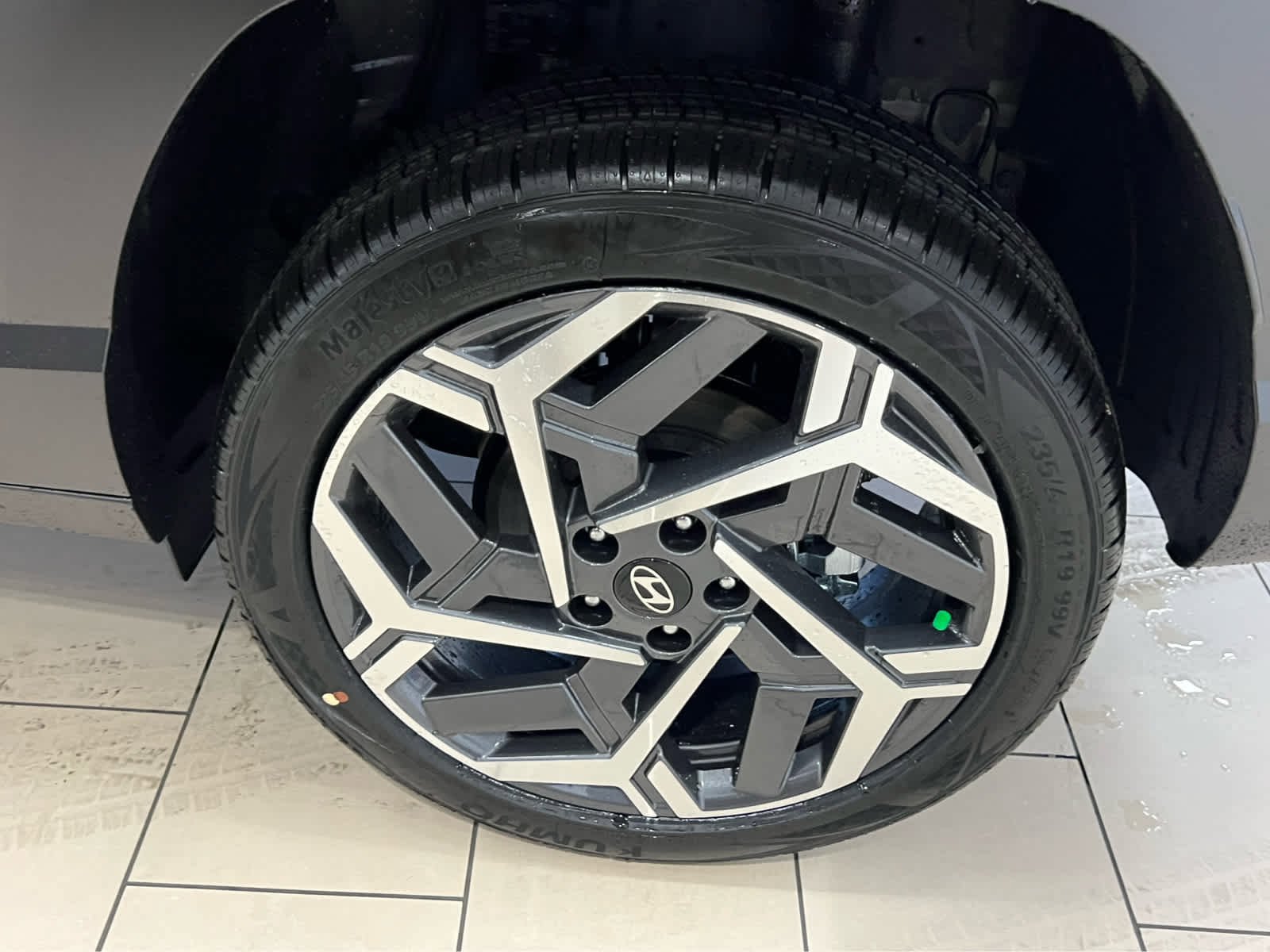New 2026 Hyundai Kona SEL Premium image 16