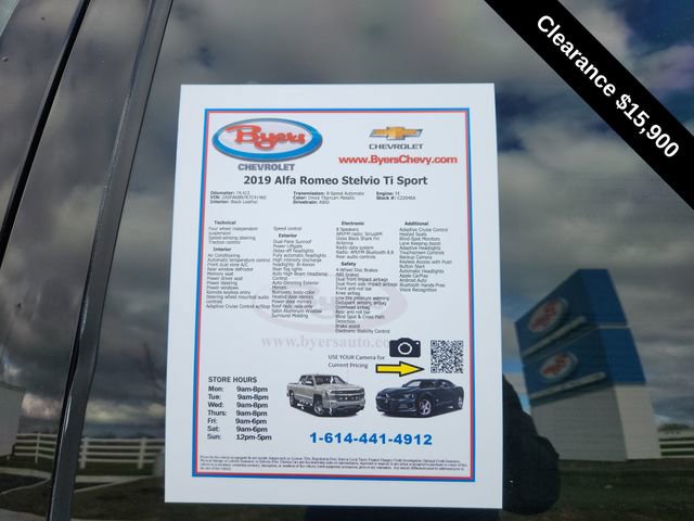 Used 2019 Alfa Romeo Stelvio Ti Lusso w/ Quick Order Package 22X Lusso image 10
