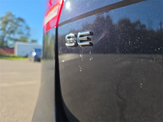 Used 2023 Volkswagen Tiguan SE image 27