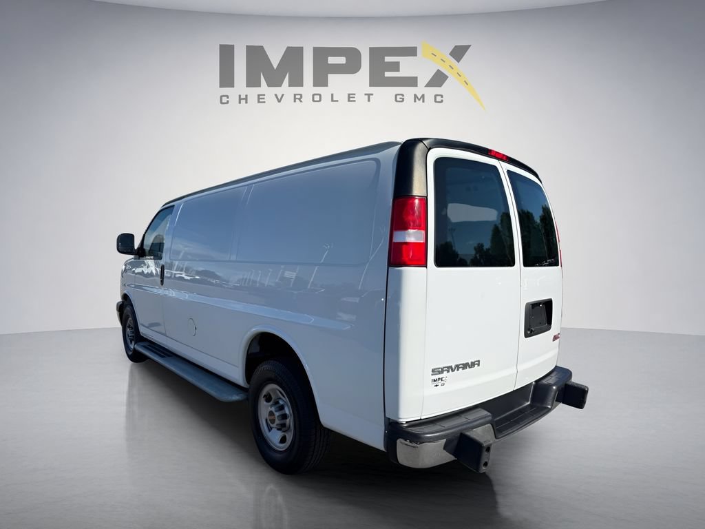 Used 2023 GMC Savana 2500 w/ Driver Convenience Package RWD image 3
