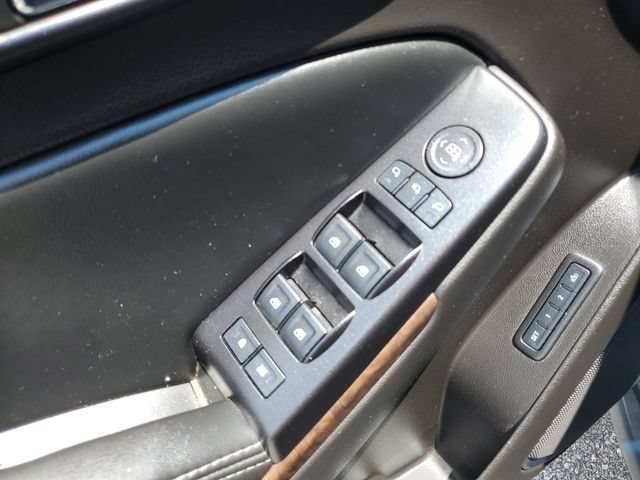 Used 2016 Chevrolet Suburban LT AWD/4WD image 21