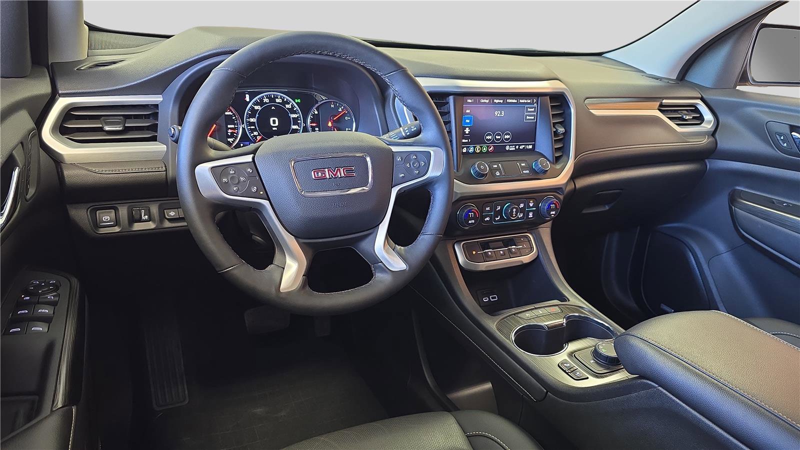 Used 2023 GMC Acadia SLT w/ Elevation Edition image 18