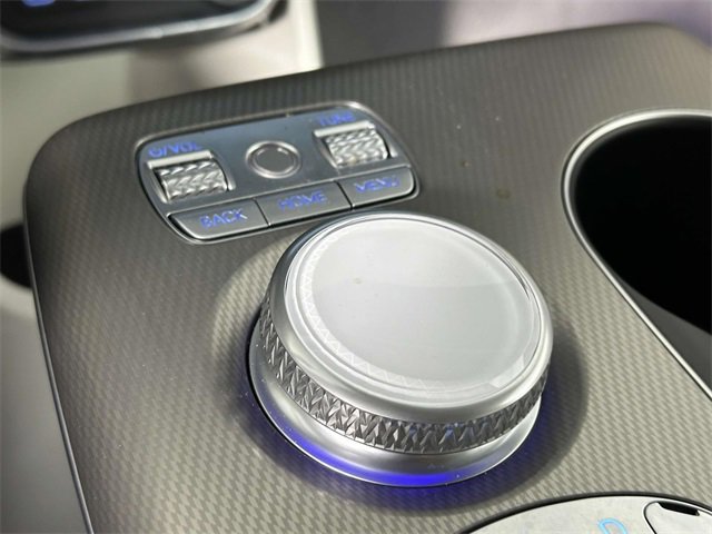 Used 2025 Genesis GV60 AWD image 31