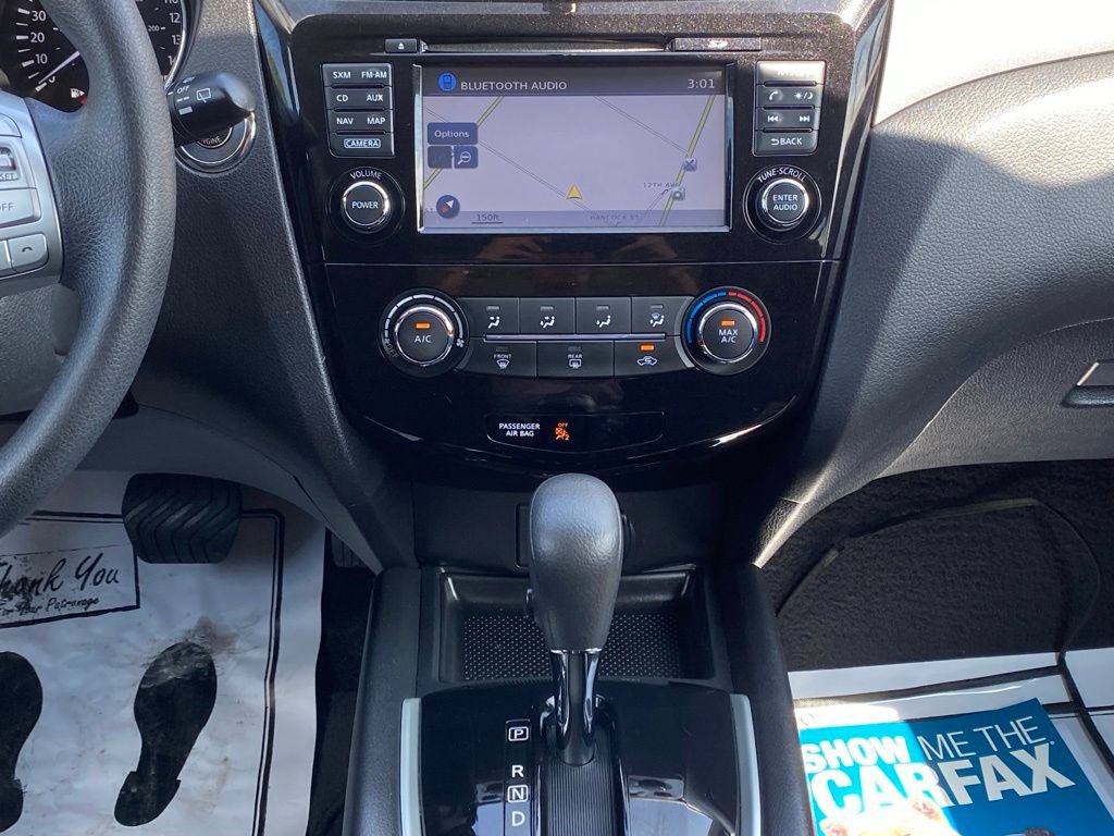 Used 2016 Nissan Rogue SV AWD/4WD image 21