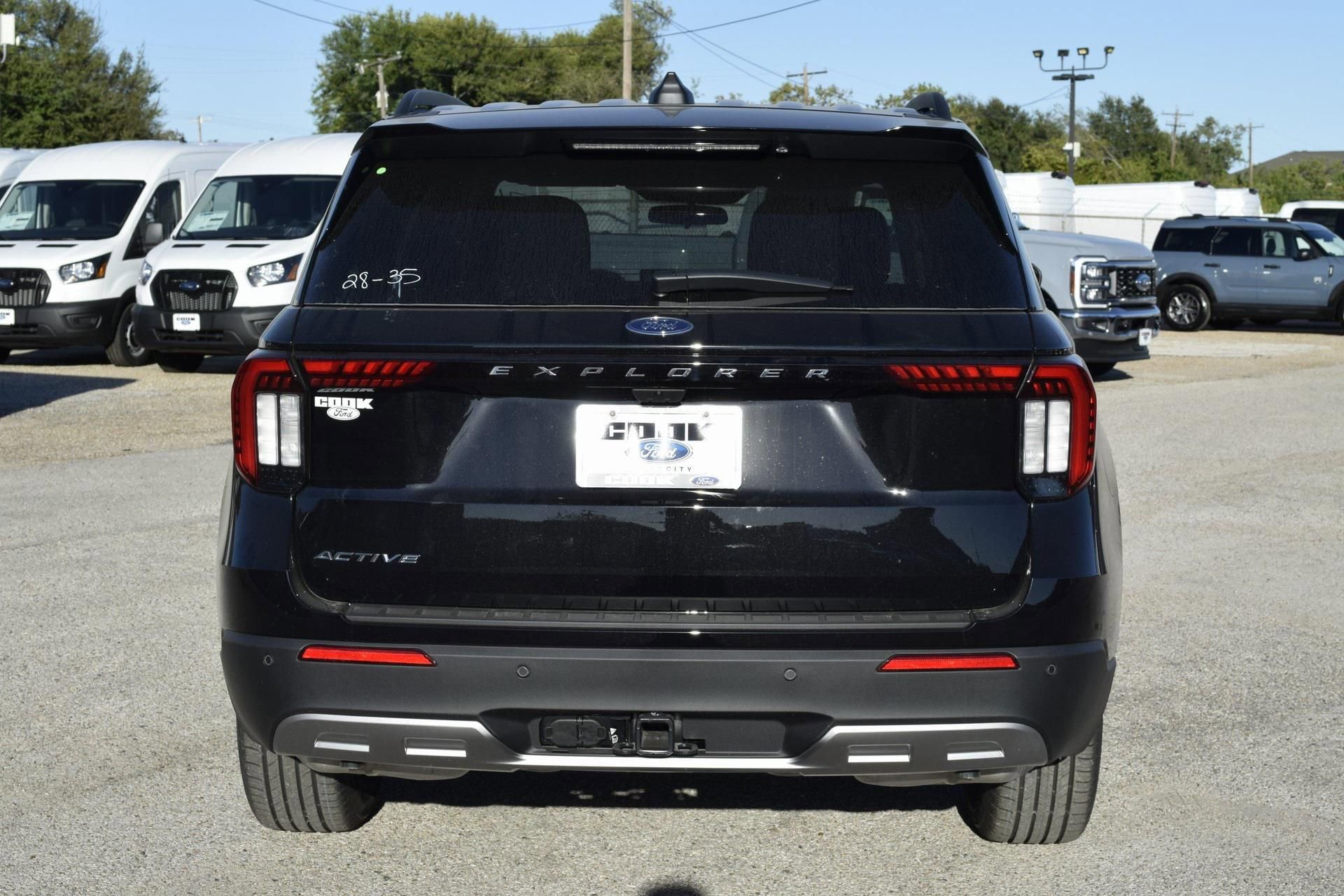 New 2026 Ford Explorer Active w/ Active Comfort Package image 5