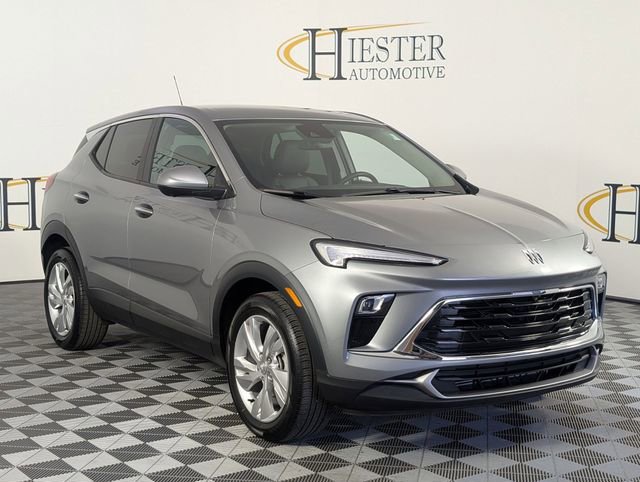 Used 2025 Buick Encore GX Preferred w/ Advanced Technology Package FWD image 2