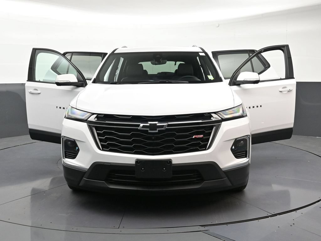 Certified 2023 Chevrolet Traverse RS w/ LPO, Floor Liner Package AWD/4WD image 37