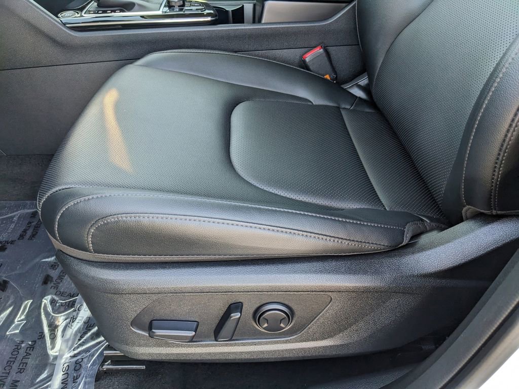 Certified 2025 Kia Sportage SX image 21