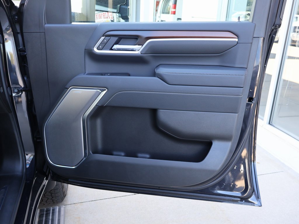 New 2025 GMC Sierra 2500 Denali w/ Denali Reserve Package image 44