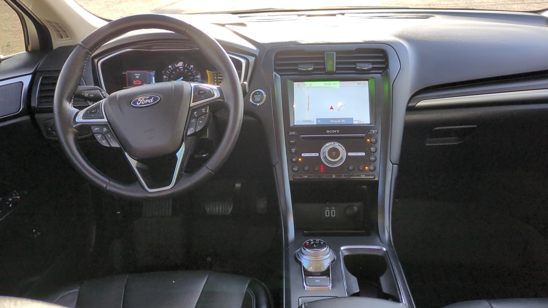 Used 2020 Ford Fusion Titanium image 29