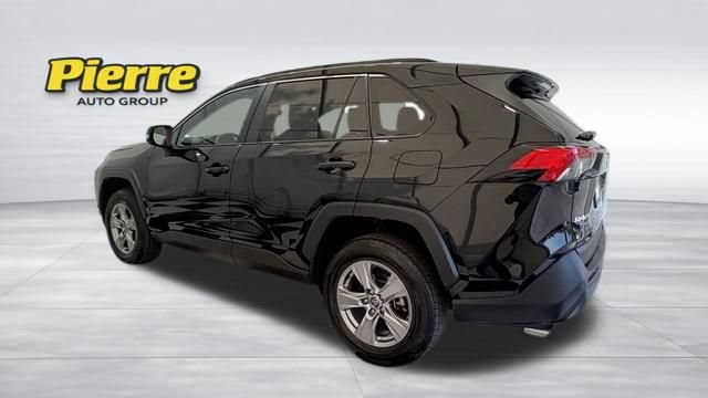 Used 2025 Toyota RAV4 XLE FWD video 2