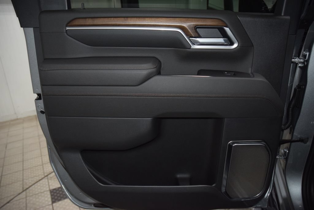 New 2026 Chevrolet Silverado 2500 High Country w/ High Country Premium Package AWD/4WD image 52