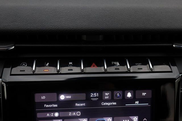 Used 2023 Jeep Grand Cherokee Laredo image 23