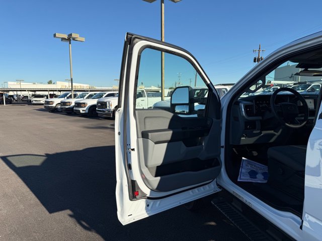 New 2026 Ford F550 4x4 Supercab Super Duty image 11