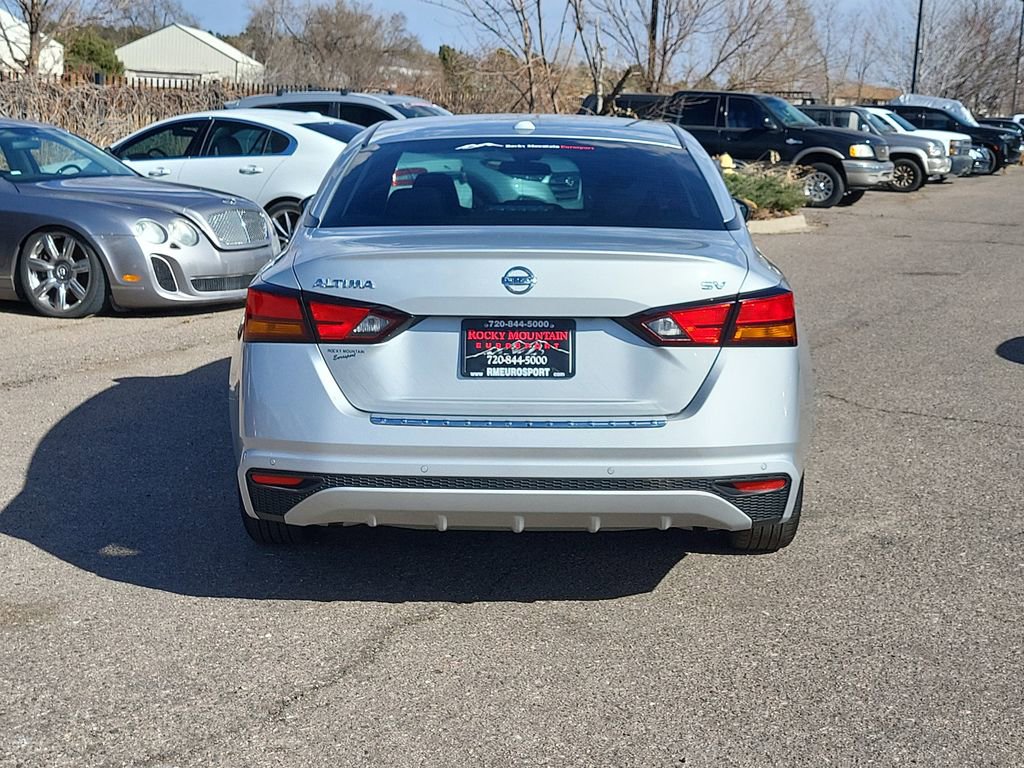Used 2022 Nissan Altima 2.5 SV image 4