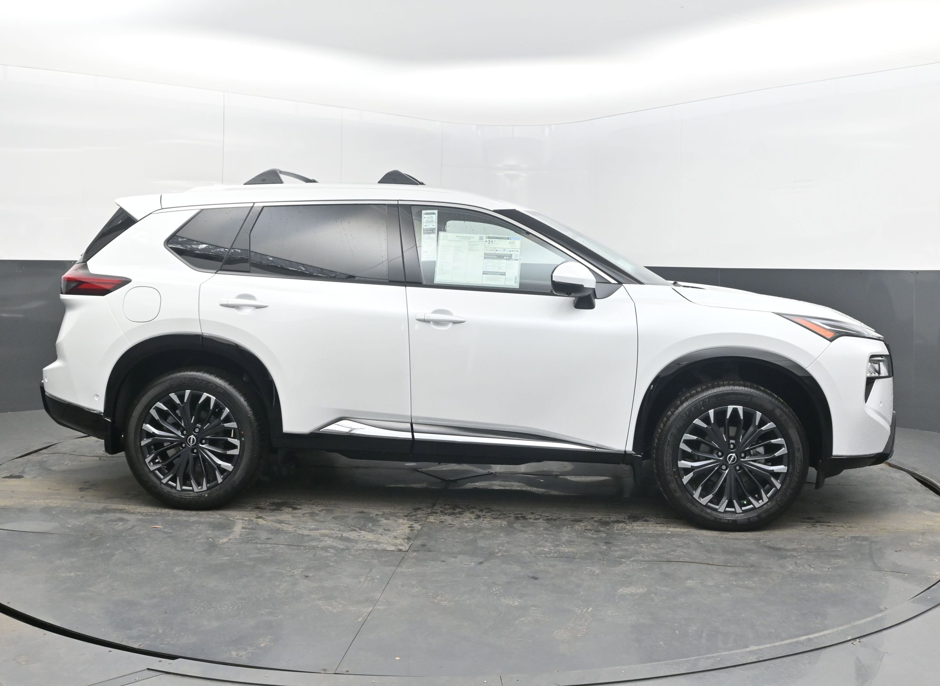 New 2026 Nissan Rogue Platinum w/ Platinum Premium Package image 8