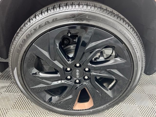 Certified 2025 Lincoln Navigator Black Label AWD/4WD image 11