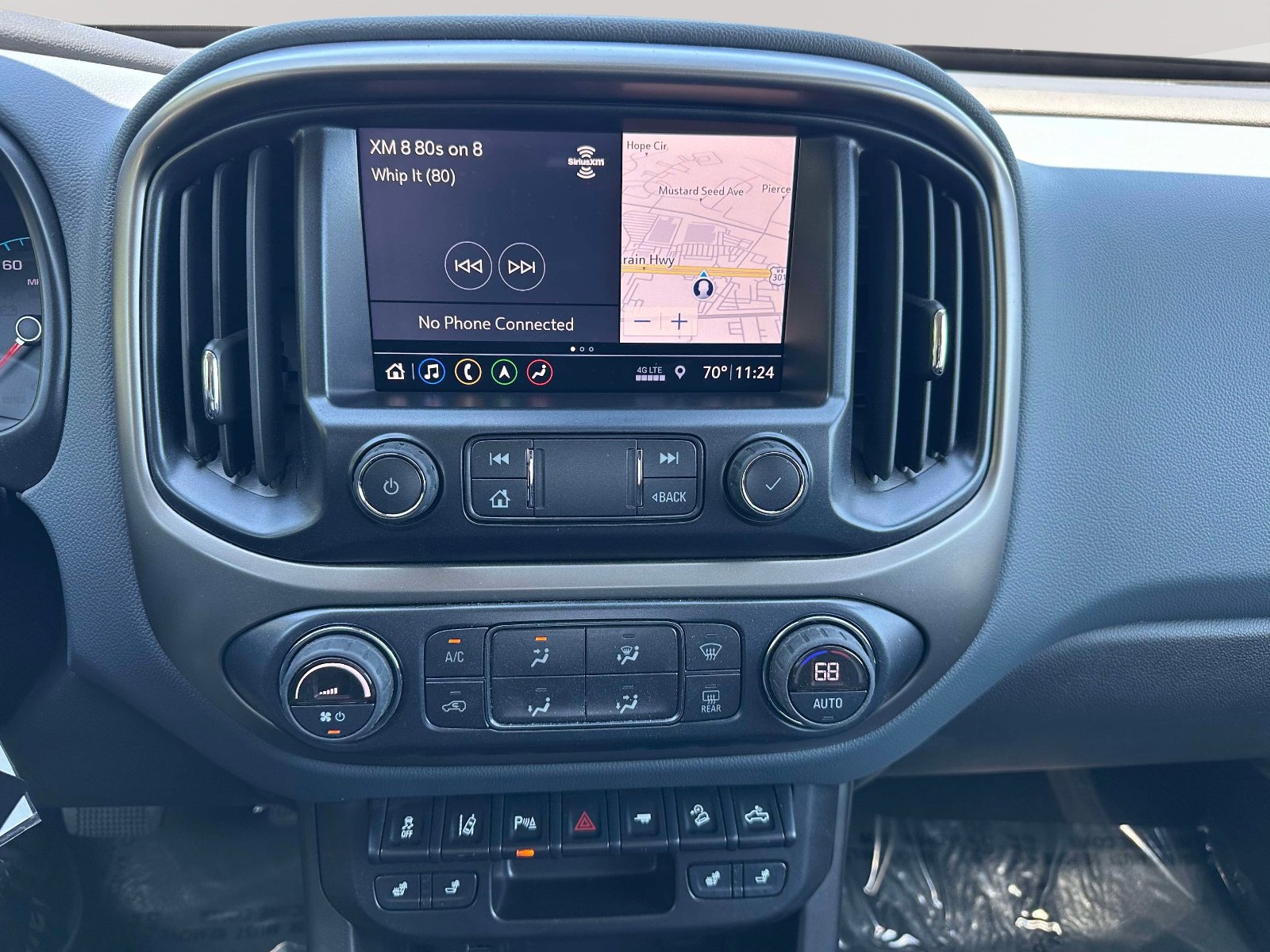 Used 2021 Chevrolet Colorado Z71 w/ LPO, Tonneau and Step Package AWD/4WD image 8