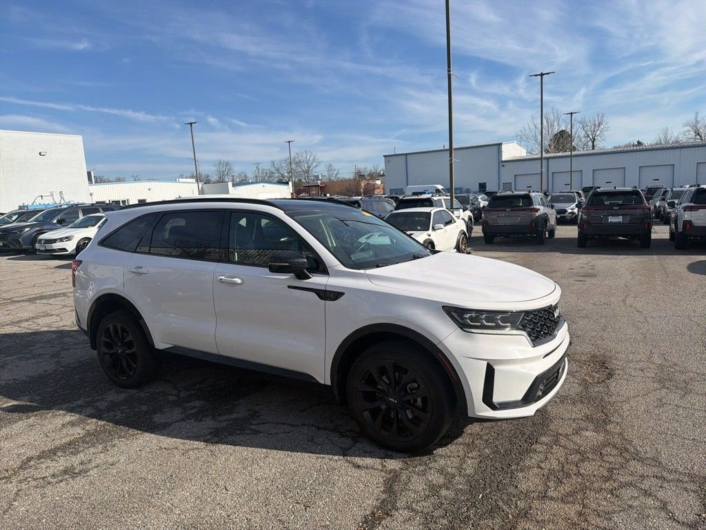Used 2023 Kia Sorento SX