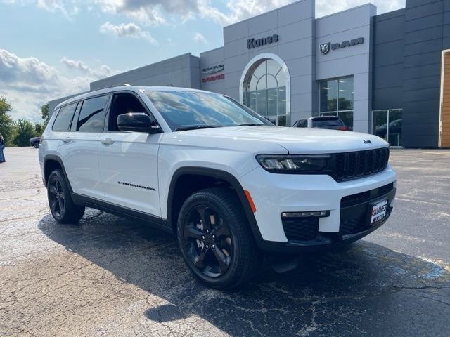 New 2025 Jeep Grand Cherokee L Limited image 2