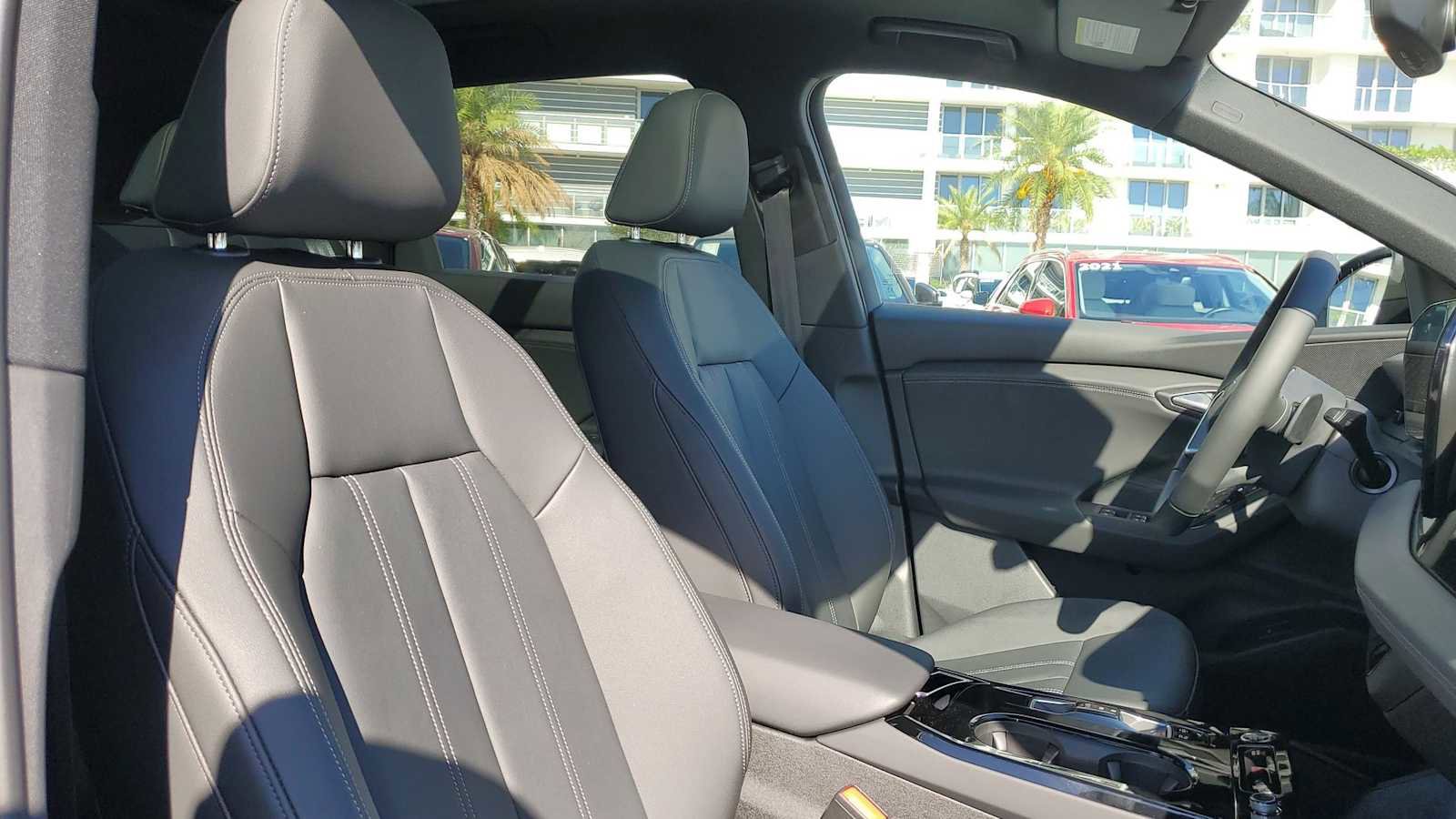 New 2027 Audi Q6 e-tron Premium AWD/4WD image 22