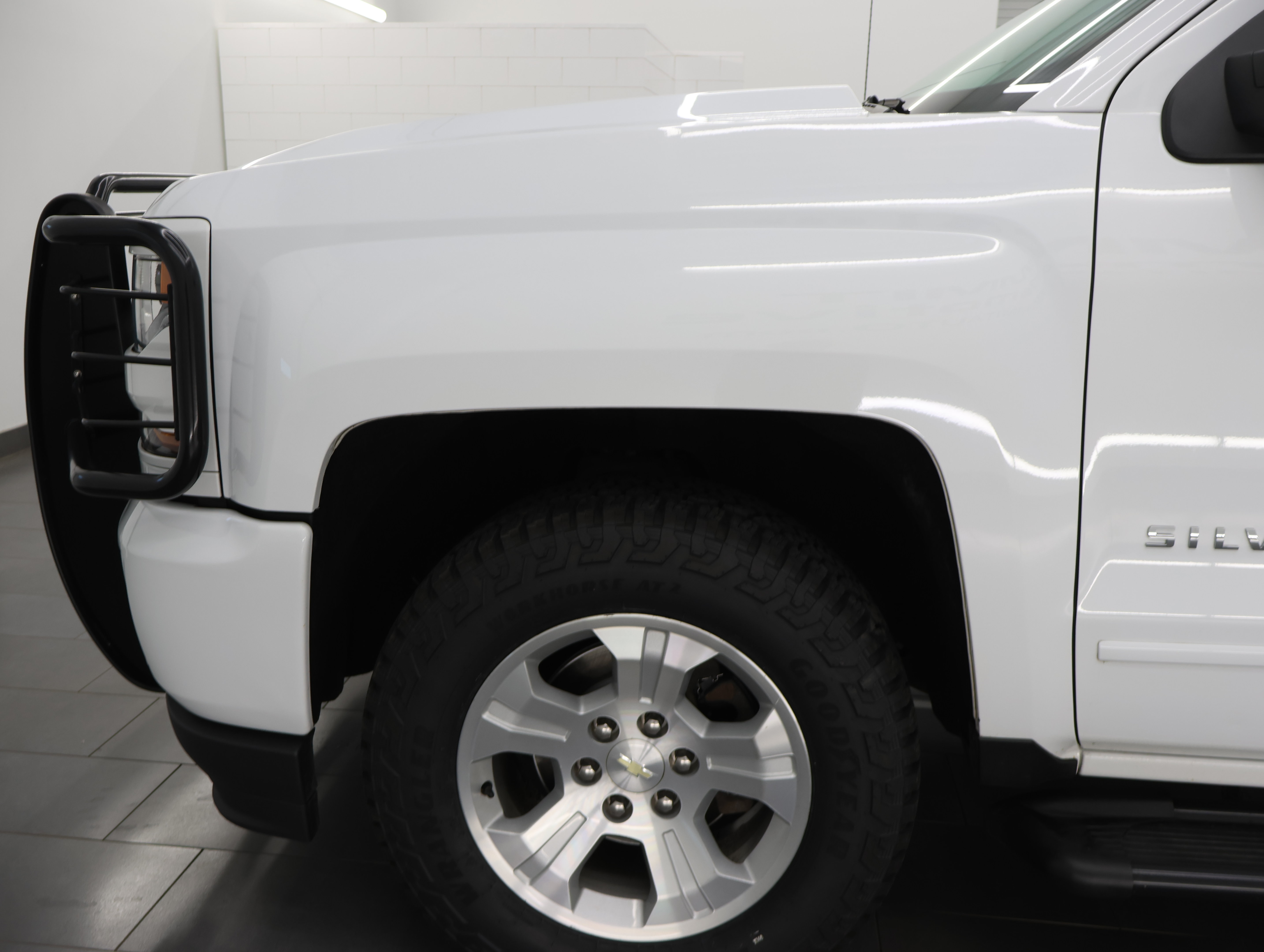 Used 2017 Chevrolet Silverado 1500 LT w/ All Star Edition AWD/4WD image 31