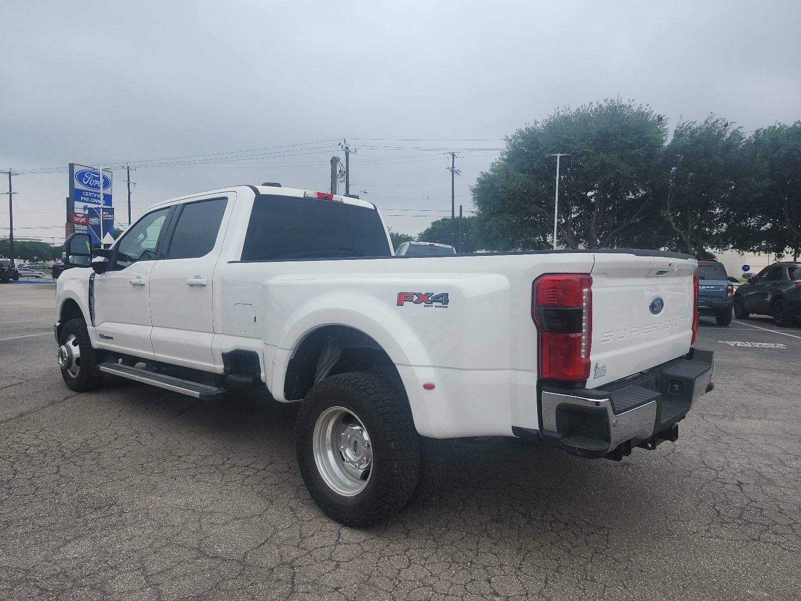 Used 2026 Ford F350 Lariat AWD/4WD image 6