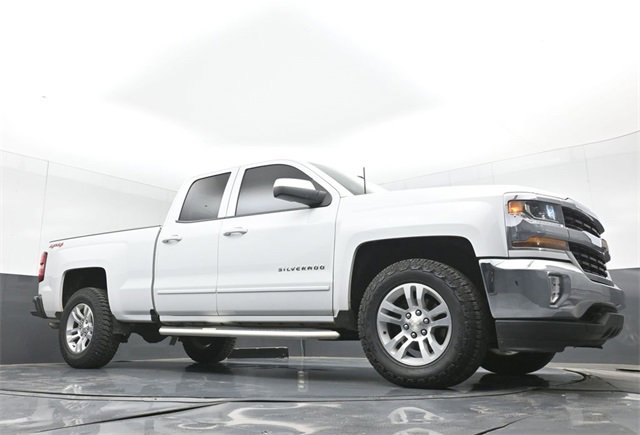 Used 2019 Chevrolet Silverado 1500 LT w/ All Star Edition image 38
