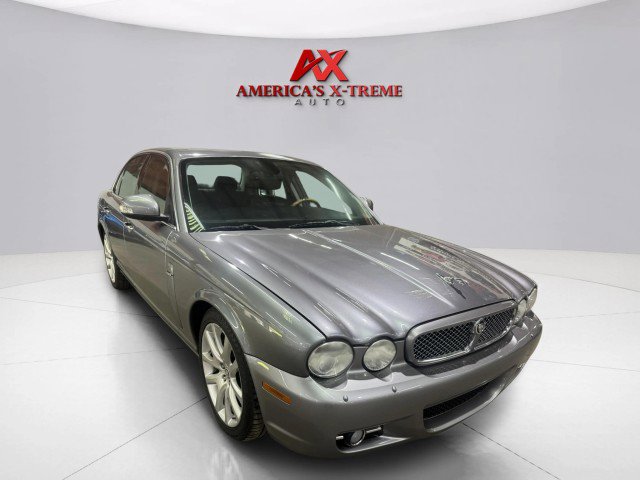 Used 2008 Jaguar XJ8 image 8