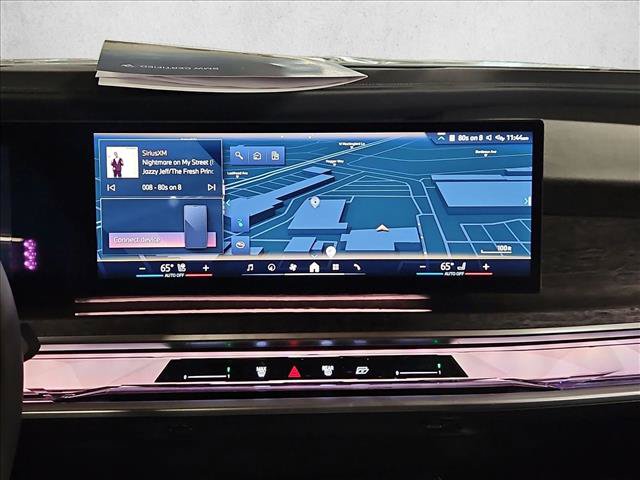 Certified 2024 BMW i7 xDrive60 w/ Executive Package AWD/4WD image 14