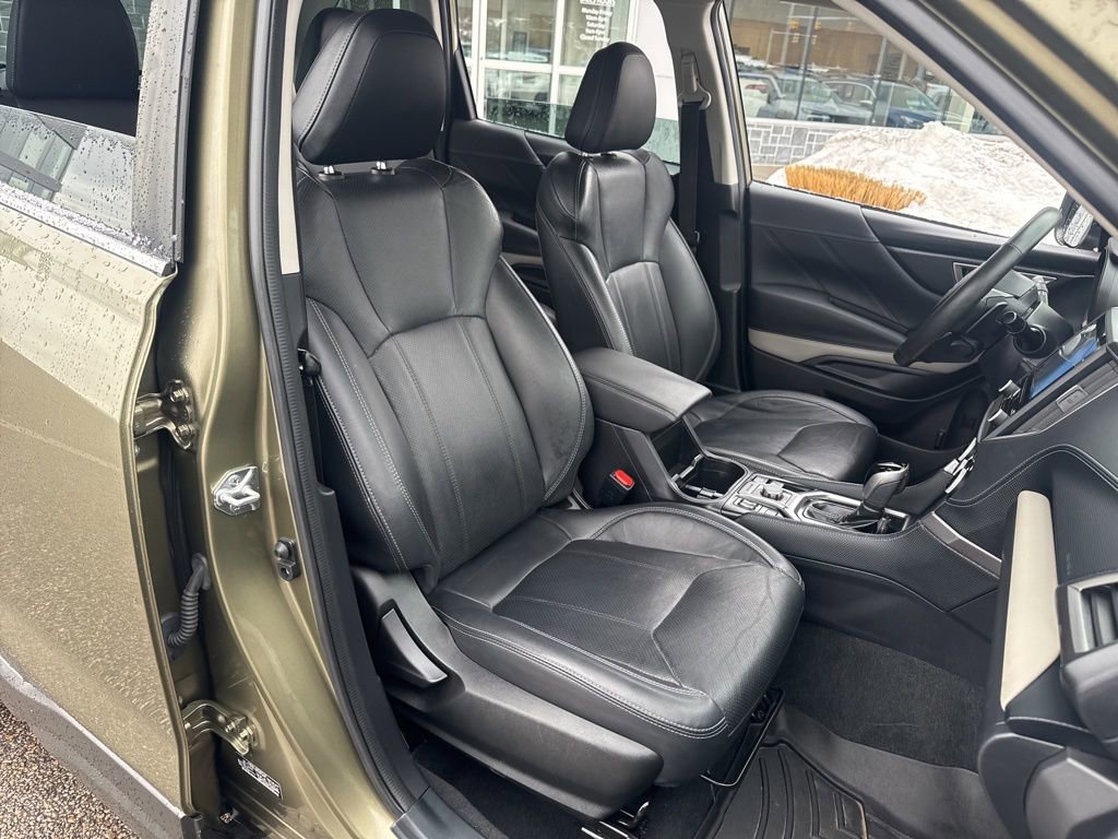 Used 2023 Subaru Forester Limited image 21