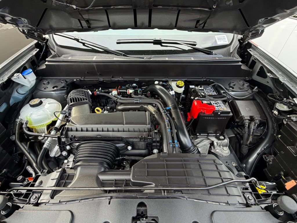 Used 2025 Ford Maverick XLT w/ Equipment Group 302A image 30