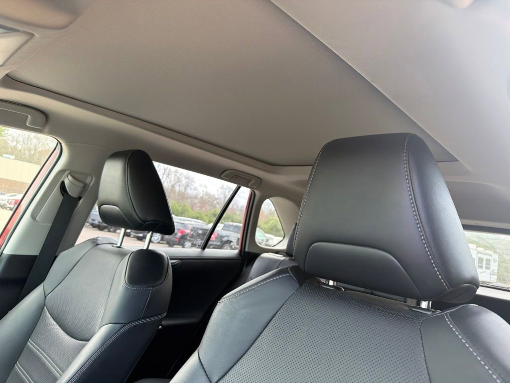 Used 2024 Toyota RAV4 Limited w/ Advanced Technology Package AWD/4WD image 15