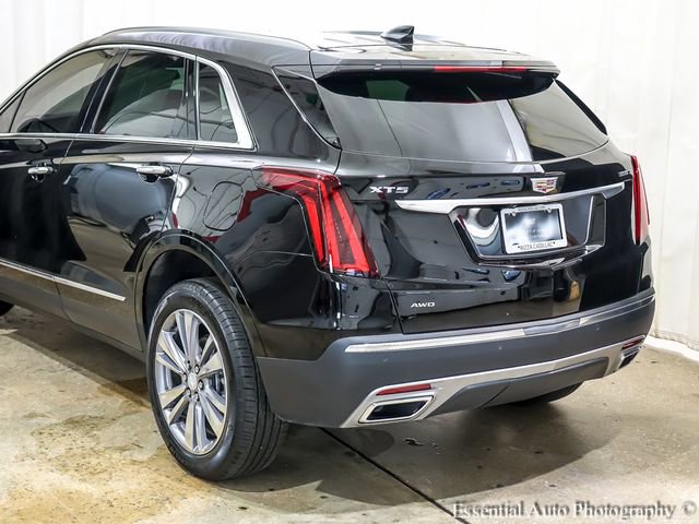 Certified 2025 Cadillac XT5 Premium Luxury w/ LPO, Floor Liner Package AWD/4WD image 5