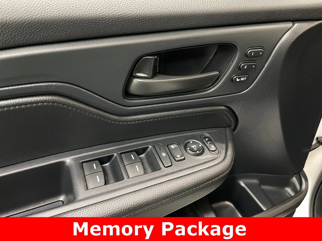 Used 2024 Honda Odyssey Sport image 9