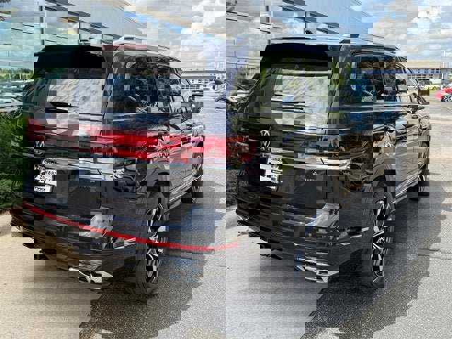 New 2026 Volkswagen Atlas SEL Premium R-Line image 3