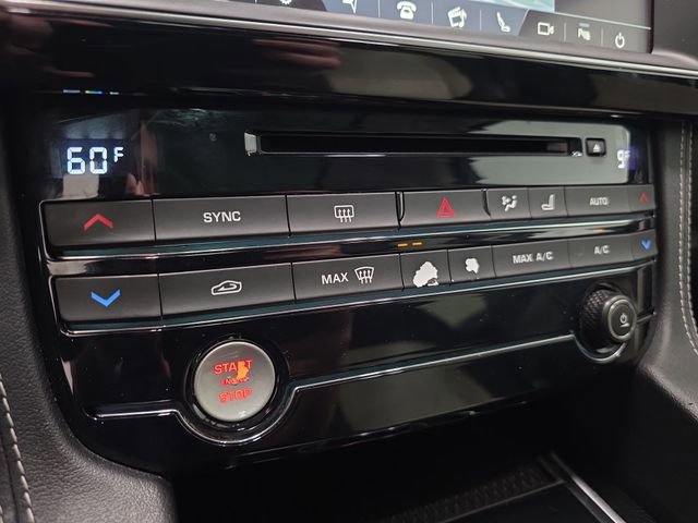 Used 2017 Jaguar F-PACE R-Sport image 19