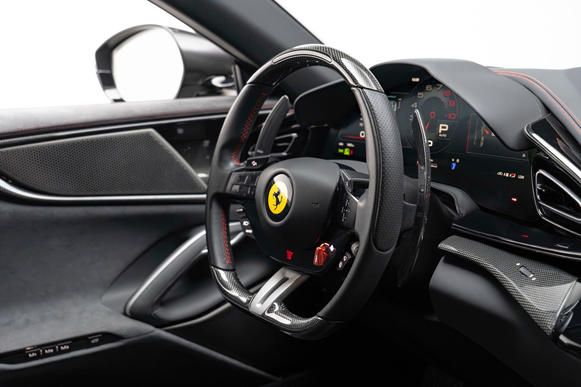 Used 2023 Ferrari Purosangue AWD/4WD image 38