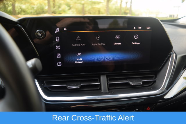 Used 2024 Chevrolet Trax ACTIV w/ Sunroof Package FWD image 9