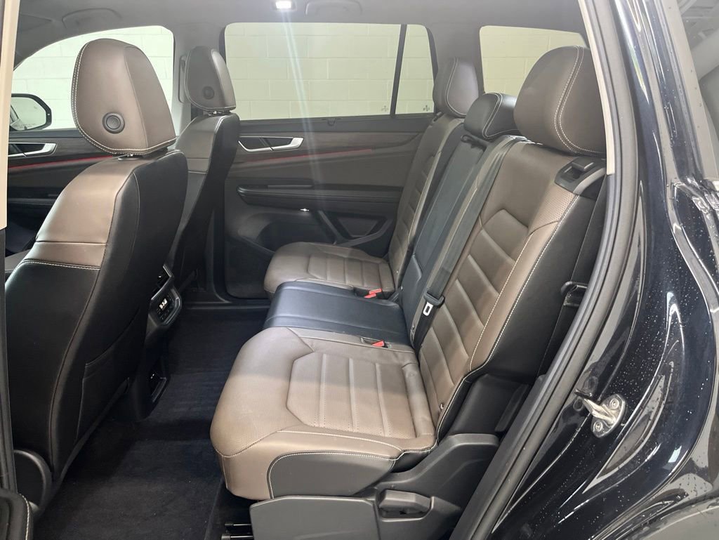 Used 2024 Volkswagen Atlas SEL AWD/4WD image 31