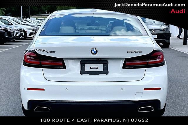 Used 2021 BMW 530e xDrive w/ Premium Package AWD/4WD image 4