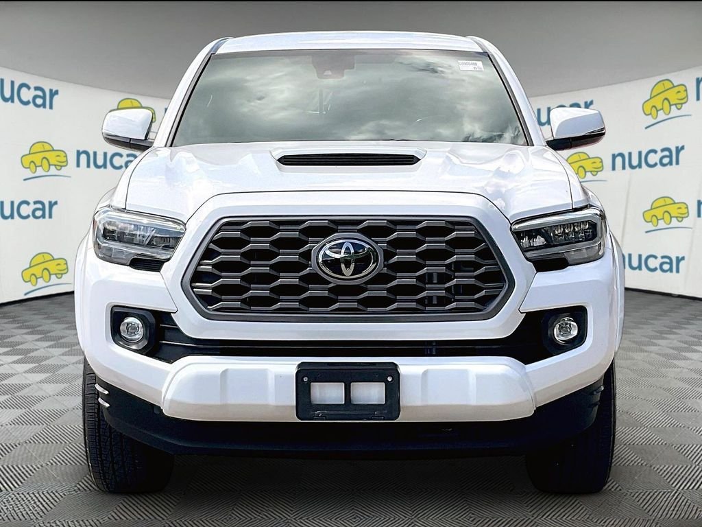 Used 2023 Toyota Tacoma TRD Sport w/ Technology Package AWD/4WD image 2