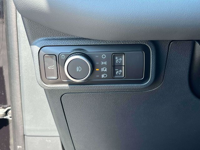 New 2026 Ford Explorer Active w/ Active Comfort Package RWD image 26