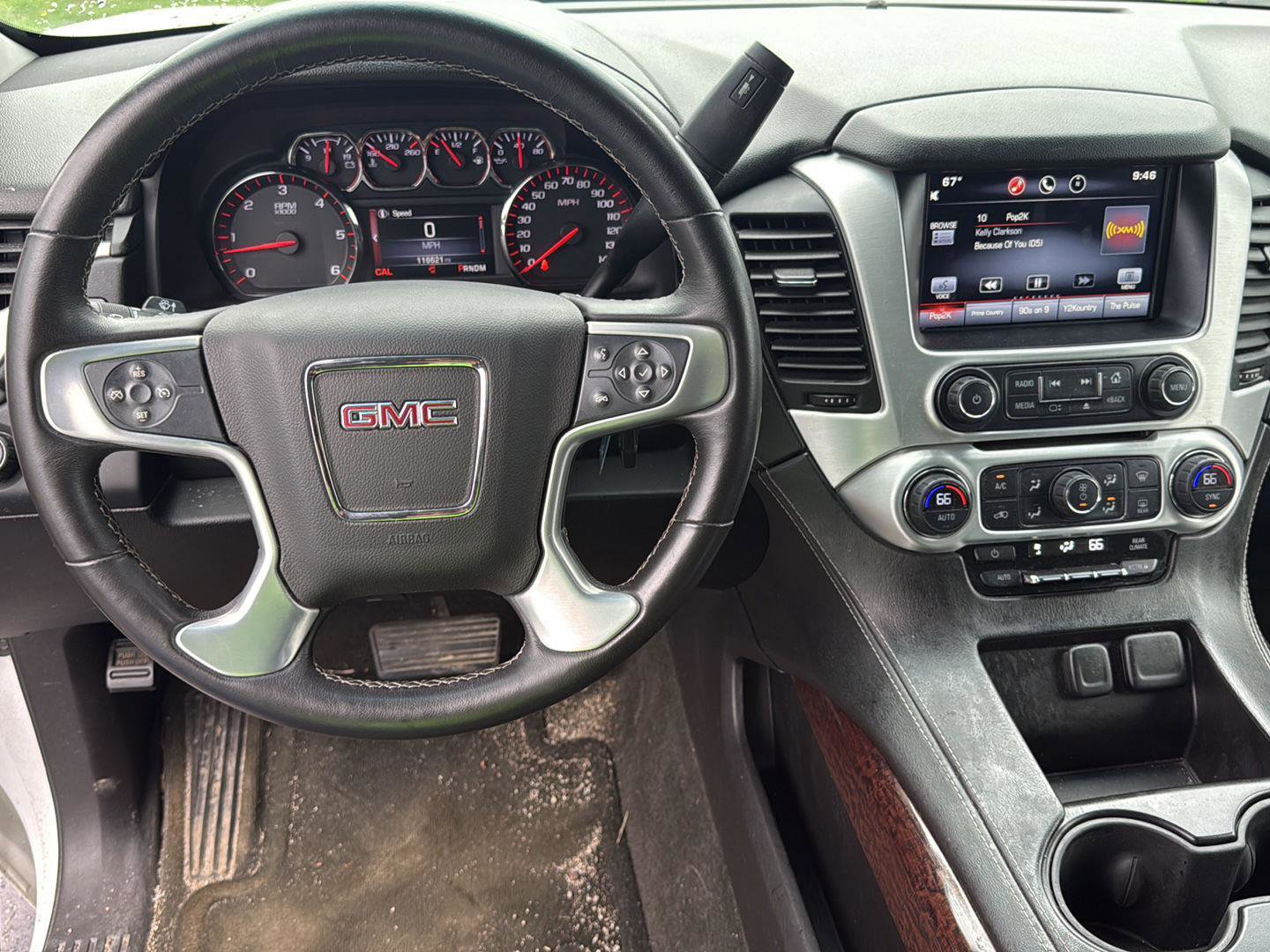 Used 2015 GMC Yukon SLE image 16